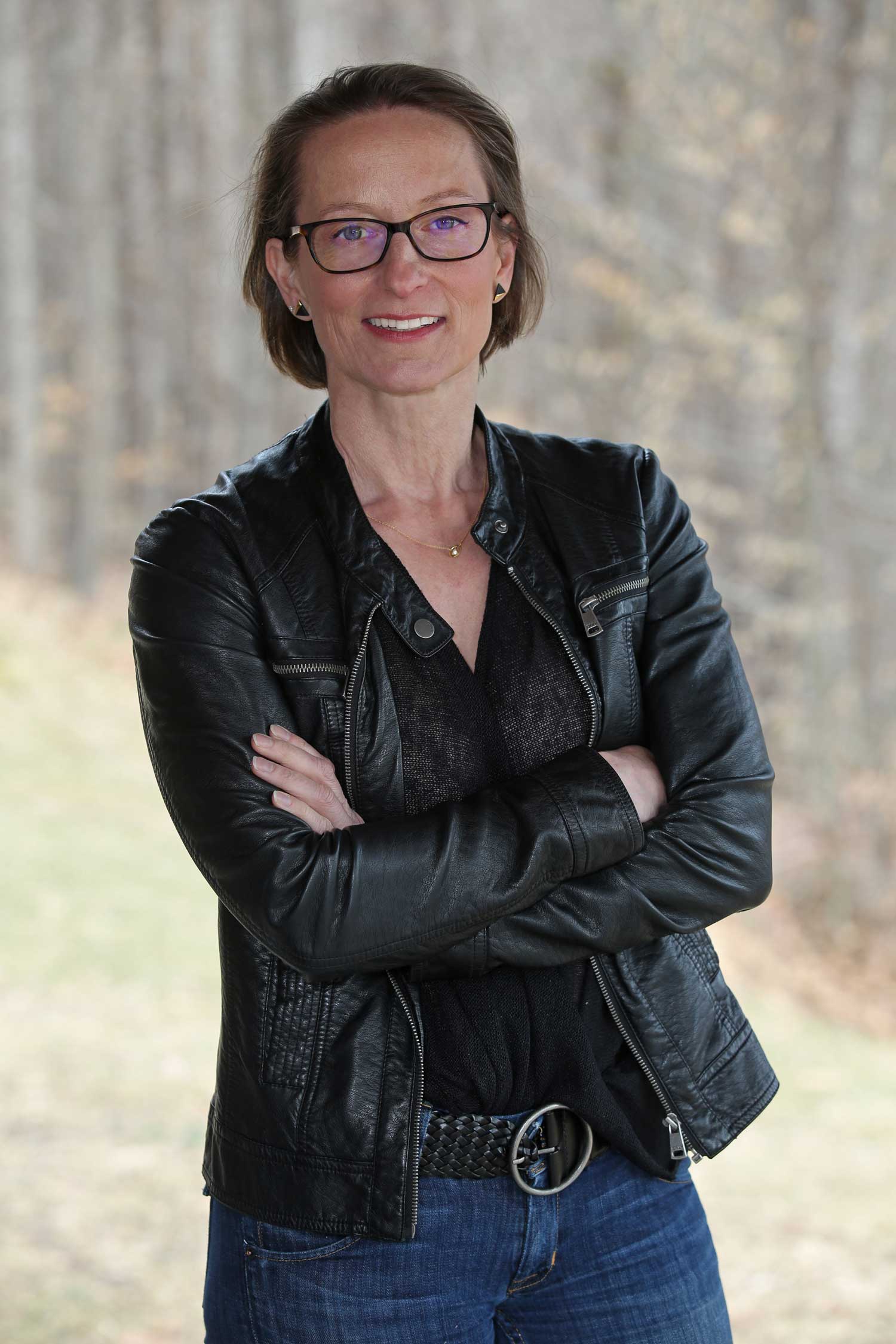 headshot of sandra feusi, chinese pole coach